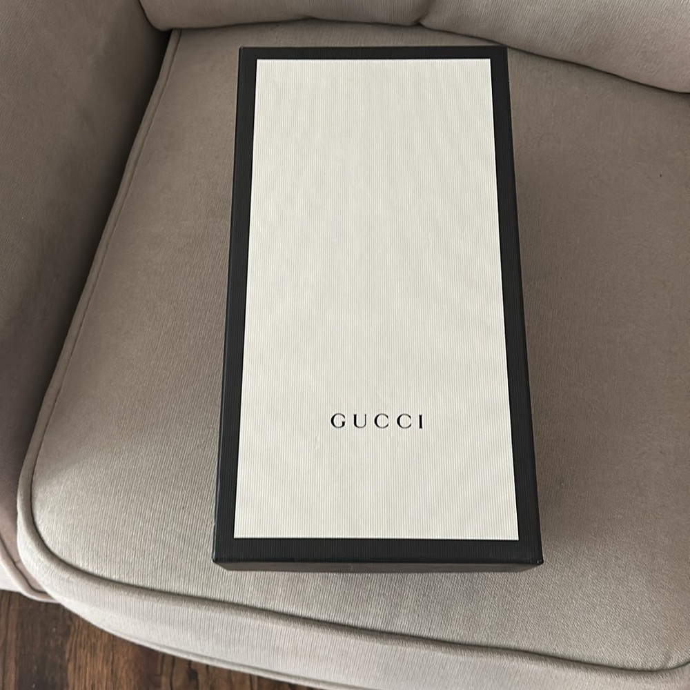 $35 each Gucci boxes - Picture 3 of 9